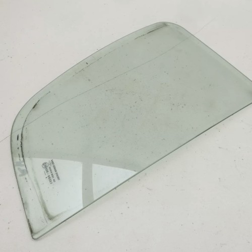 droite DER triangulaire Vitre latérale Disque DR AR pour Dacia Sandero I 5P 08-1